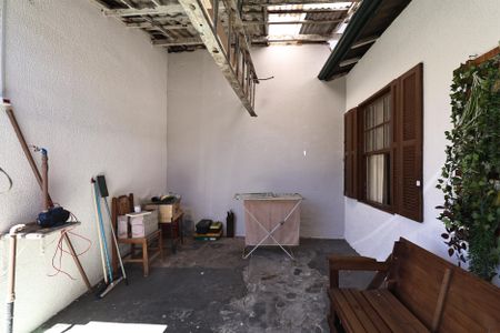 Casa à venda com 104m², 2 quartos e 3 vagasQuintal 