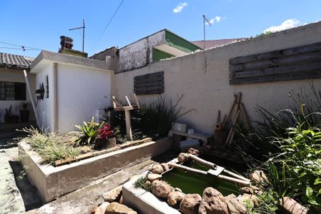 Casa à venda com 104m², 2 quartos e 3 vagasQuintal 