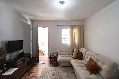 Casa à venda com 104m², 2 quartos e 3 vagasSala