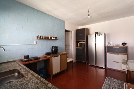 Casa à venda com 104m², 2 quartos e 3 vagasCozinha 