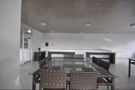 Casa de condomínio para alugar com 220m², 3 quartos e 2 vagasÁrea comum - Salão de festas