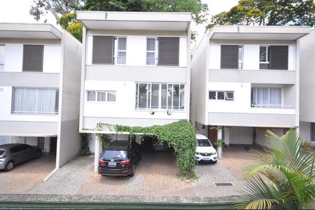 Casa de condomínio para alugar com 220m², 3 quartos e 2 vagasVista da Suíte 3