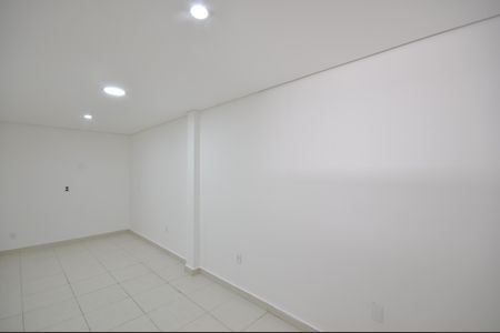 Casa de condomínio para alugar com 220m², 3 quartos e 2 vagasQuarto de Serviço