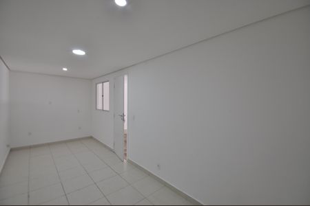 Casa de condomínio para alugar com 220m², 3 quartos e 2 vagasQuarto de Serviço