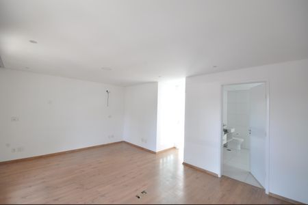 Casa de condomínio para alugar com 220m², 3 quartos e 2 vagasSuíte 1