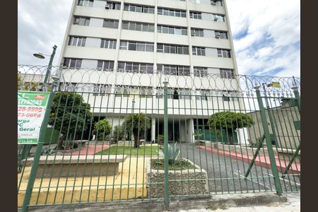 Apartamento à venda com 70m², 2 quartos e 1 vagaFachada
