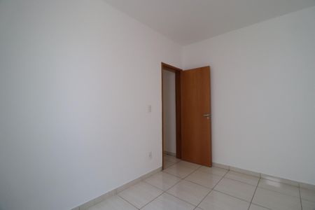 Quarto 1 de apartamento para alugar com 2 quartos, 51m² em Jardim Espanha, Uberlândia
