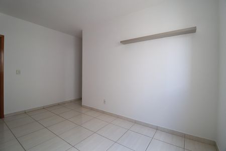 Sala de apartamento para alugar com 2 quartos, 51m² em Jardim Espanha, Uberlândia