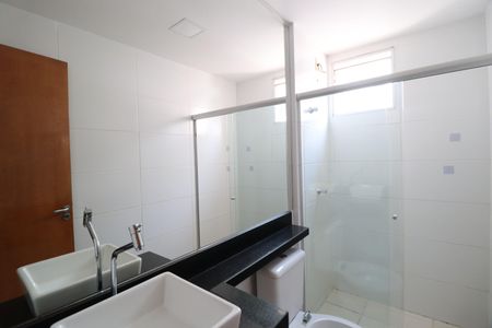 Apartamento para alugar com 51m², 2 quartos e 1 vagaBanheiro Social