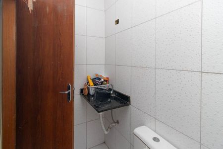 Casa à venda com 140m², 3 quartos e 2 vagas Casa à venda com 140m², 3 quartos e 2 vagasBanheiro da Suíte