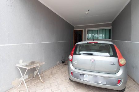 Casa à venda com 140m², 3 quartos e 2 vagas Casa à venda com 140m², 3 quartos e 2 vagasGaragem