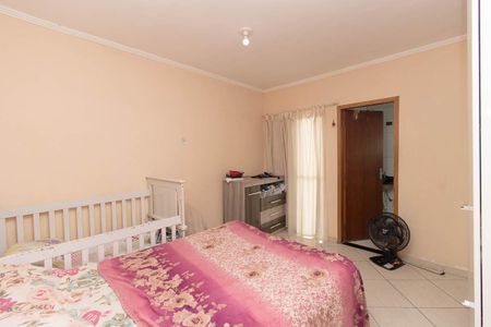 Casa à venda com 140m², 3 quartos e 2 vagas Casa à venda com 140m², 3 quartos e 2 vagasQuarto Suíte