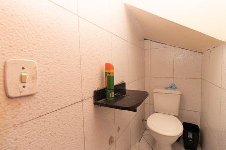 Casa à venda com 140m², 3 quartos e 2 vagas Casa à venda com 140m², 3 quartos e 2 vagasLavabo