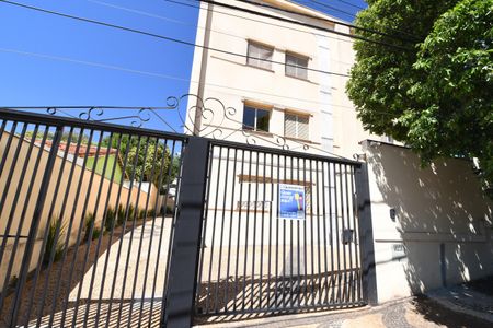Apartamento à venda com 60m², 2 quartos e 1 vagaFachada do Prédio / Placa