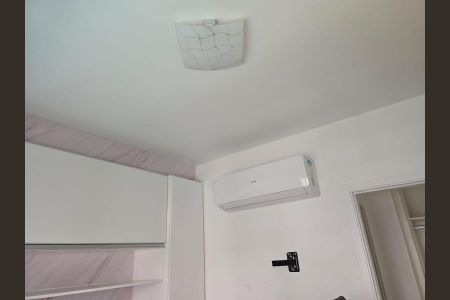 Apartamento à venda com 41m², 1 quarto e 1 vagaFoto 12