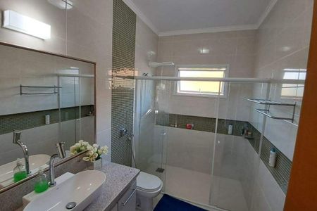 Casa à venda com 345m², 3 quartos e 4 vagas