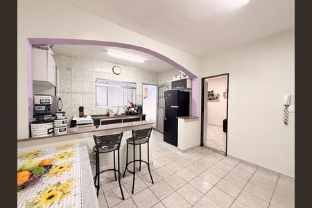 Casa à venda com 350m², 3 quartos e 1 vagaSala de Jantar