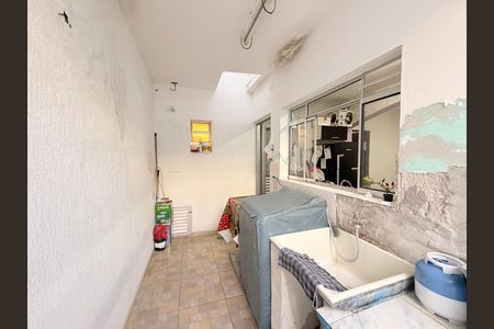 Casa à venda com 350m², 3 quartos e 1 vagaÁrea de Serviço