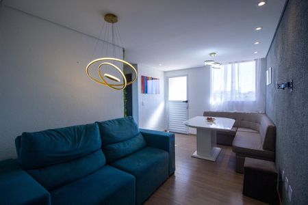 Sala de casa de condomínio para alugar com 2 quartos, 49m² em Residencial Cristal, Votorantim