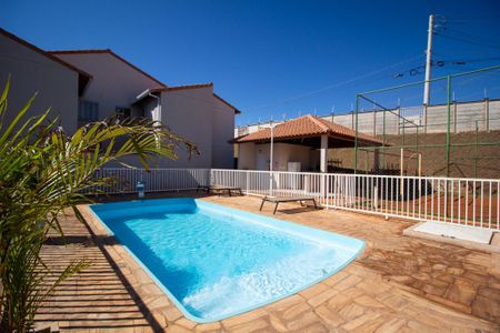 Área comum - Piscina de casa de condomínio para alugar com 2 quartos, 49m² em Residencial Cristal, Votorantim
