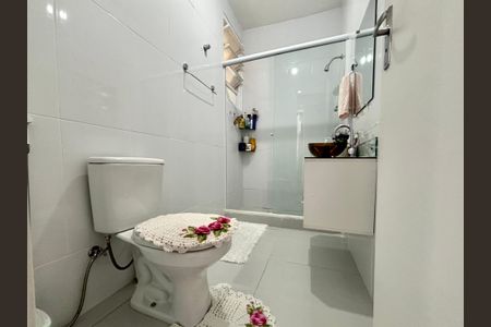 Apartamento à venda com 62m², 2 quartos e sem vagaBanheiro social