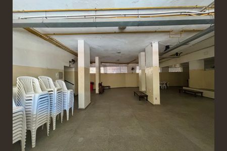 Apartamento à venda com 62m², 2 quartos e sem vagaÁrea comum