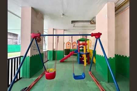 Apartamento à venda com 62m², 2 quartos e sem vagaÁrea comum