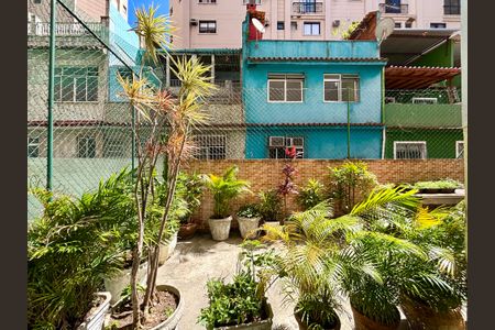 Apartamento à venda com 62m², 2 quartos e sem vagaÁrea comum