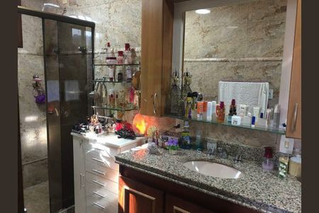 Casa à venda com 4 quartos, 690m² em Jacarepaguá, Rio de Janeiro