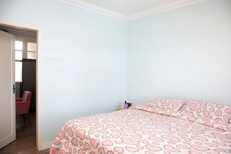 Quarto 1 de apartamento à venda com 3 quartos, 81m² em Floresta, Porto Alegre