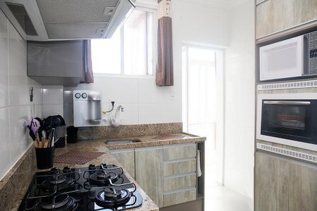 Apartamento à venda com 81m², 3 quartos e sem vagaCozinha