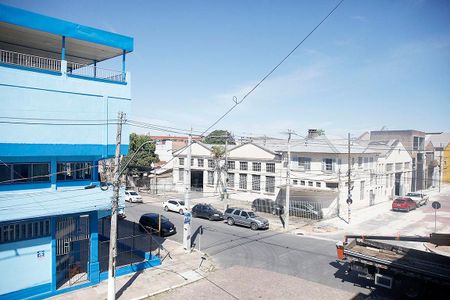 Sala Vista de apartamento à venda com 3 quartos, 81m² em Floresta, Porto Alegre