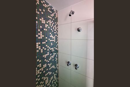 Apartamento à venda com 65m², 2 quartos e 1 vaga Apartamento à venda com 65m², 2 quartos e 1 vagaBanheiro Social