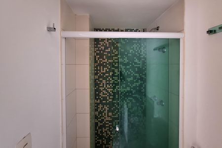 Apartamento à venda com 65m², 2 quartos e 1 vaga Apartamento à venda com 65m², 2 quartos e 1 vagaBanheiro Social