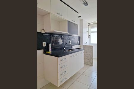 Apartamento à venda com 65m², 2 quartos e 1 vaga Apartamento à venda com 65m², 2 quartos e 1 vagaCozinha