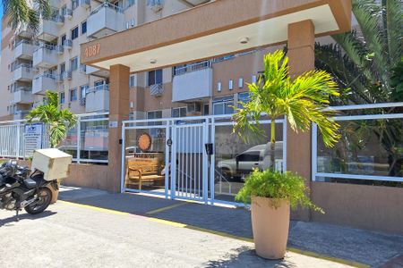 Apartamento à venda com 65m², 2 quartos e 1 vaga Apartamento à venda com 65m², 2 quartos e 1 vagaFachada