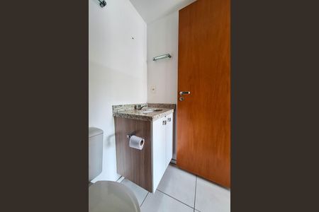Apartamento à venda com 65m², 2 quartos e 1 vaga Apartamento à venda com 65m², 2 quartos e 1 vagaBanheiro Social