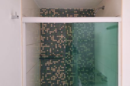 Apartamento à venda com 65m², 2 quartos e 1 vaga Apartamento à venda com 65m², 2 quartos e 1 vagaBanheiro da Suíte 1