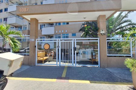 Apartamento à venda com 65m², 2 quartos e 1 vaga Apartamento à venda com 65m², 2 quartos e 1 vagaFachada