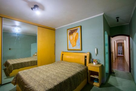 Casa à venda com 250m², 3 quartos e 2 vagas Casa à venda com 250m², 3 quartos e 2 vagasQuarto 1 - Suíte