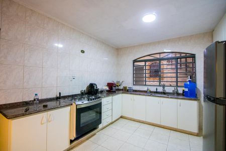 Casa à venda com 250m², 3 quartos e 2 vagas Casa à venda com 250m², 3 quartos e 2 vagasCopa/Cozinha