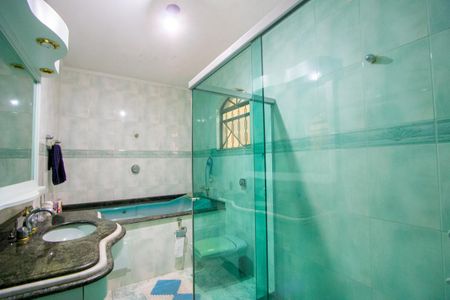 Casa à venda com 250m², 3 quartos e 2 vagas Casa à venda com 250m², 3 quartos e 2 vagasBanheiro do quarto 1