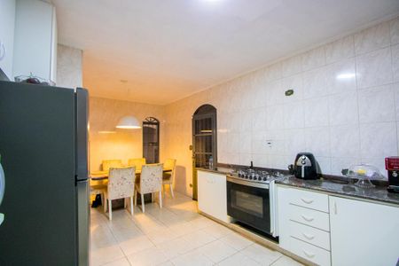 Casa à venda com 250m², 3 quartos e 2 vagas Casa à venda com 250m², 3 quartos e 2 vagasCopa/Cozinha