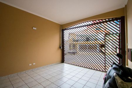 Casa à venda com 250m², 3 quartos e 2 vagas Casa à venda com 250m², 3 quartos e 2 vagasGaragem