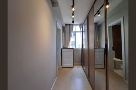 Apartamento para alugar com 89m², 1 quarto e sem vagaCloset 