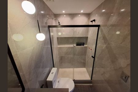 Banheiro 2 de apartamento para alugar com 1 quarto, 89m² em Catete, Rio de Janeiro
