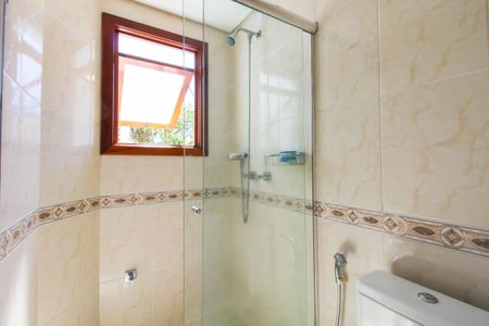 Apartamento à venda com 84m², 2 quartos e 2 vagas Apartamento à venda com 84m², 2 quartos e 2 vagasBanheiro da Suíte