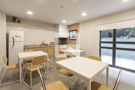 Apartamento para alugar com 33m², 2 quartos e sem vagaÁrea comum - Salão de Festas