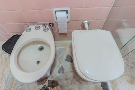 Apartamento à venda com 110m², 3 quartos e sem vagaBanheiro