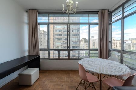 Sacada de apartamento à venda com 3 quartos, 110m² em República, São Paulo